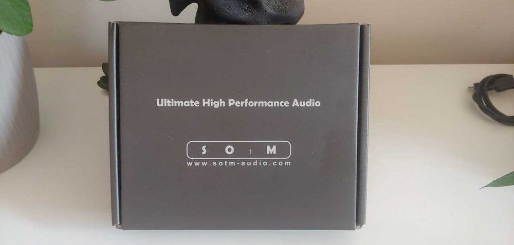 USB експандер SOtM tX-USBex + прецизійний зовнішній тактовий генератор