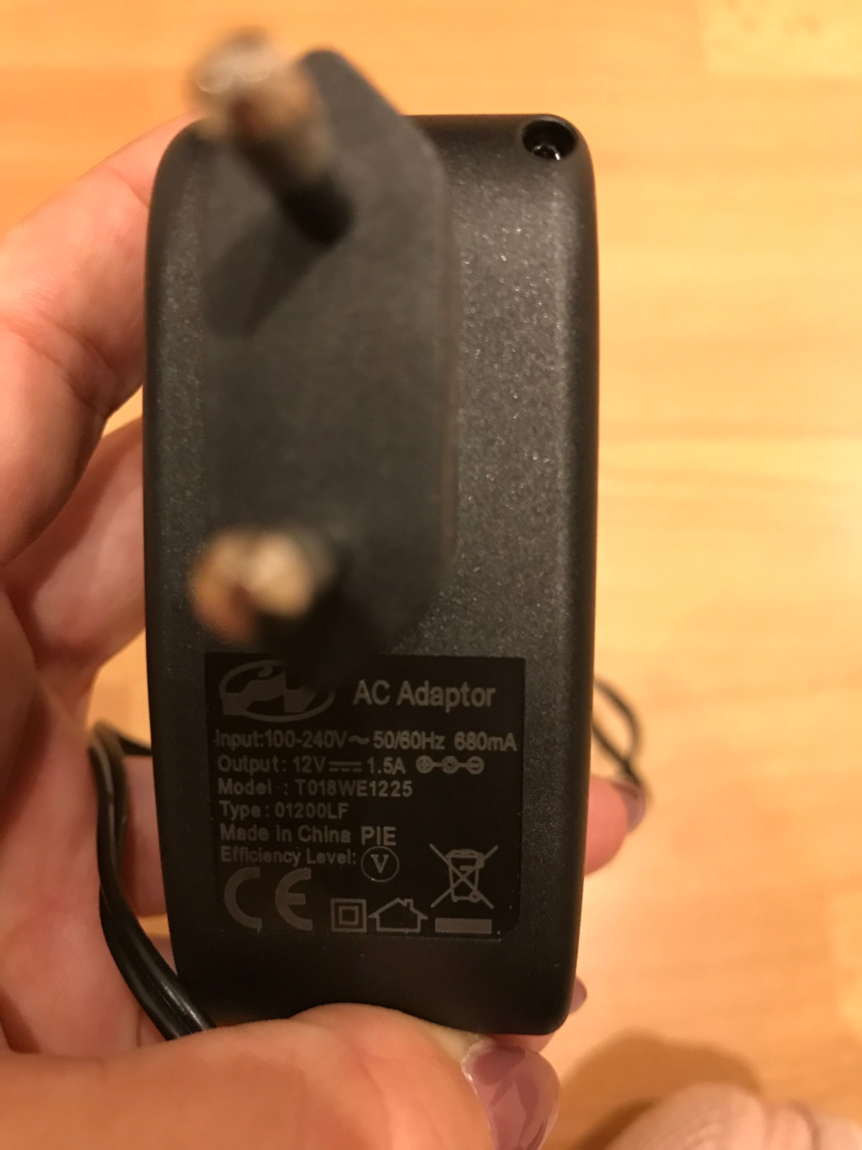 Transformadores / Carregadores / adaptadores