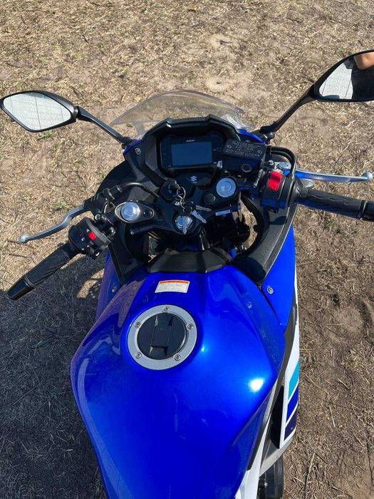 Мотоцикл Suzuki GSX250R