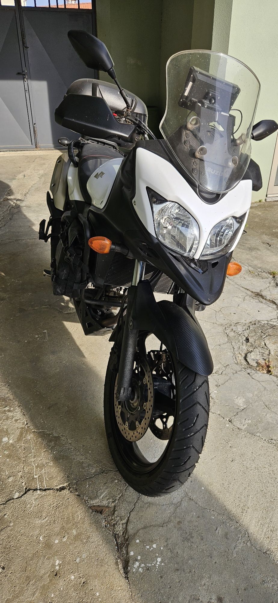 Suzuki V-strom 650