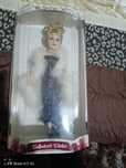 Vendo boneca de porcelana