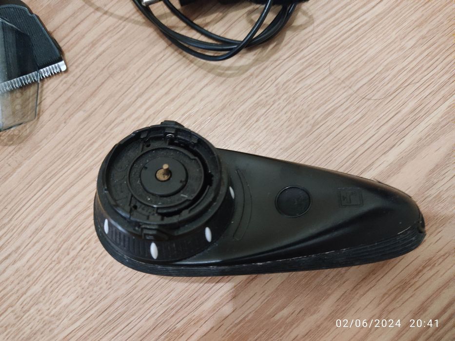 Peças e acessórios máquina cortar cabelo Philips QC5580/32Philips QC55