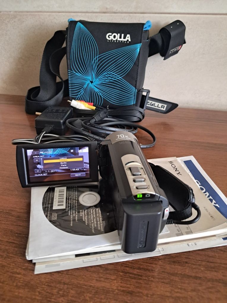 Відеокамера SONY DCR-SX45E.
