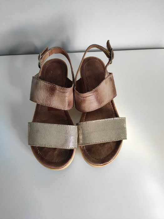 Conjunto de Calçado De Senhora