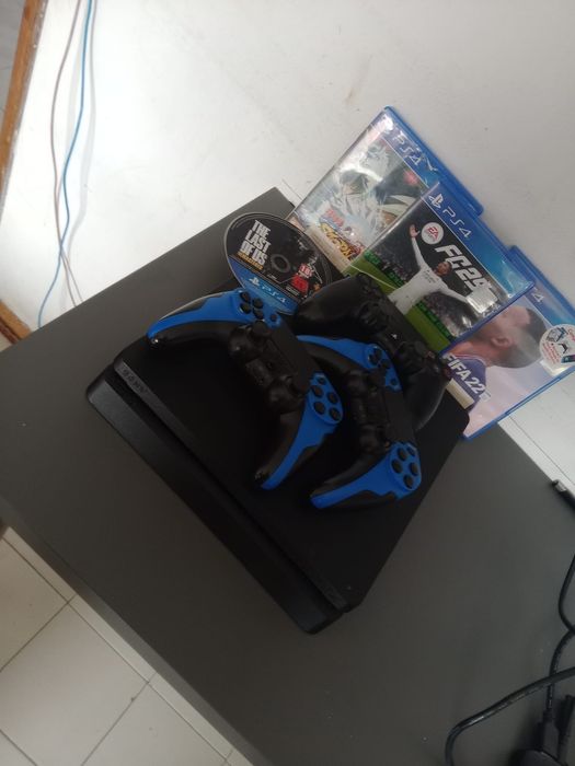 Ps4 Slim + 2 Comando