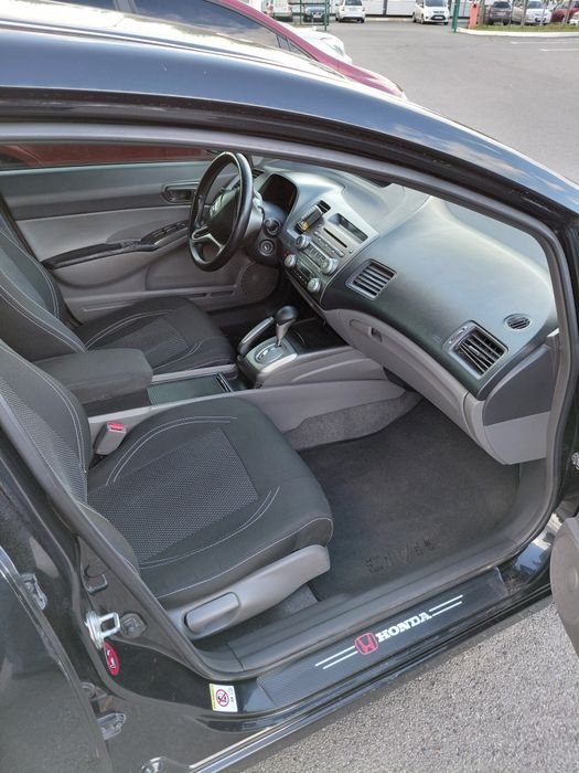 Хонда сівік 1.8автомат газ