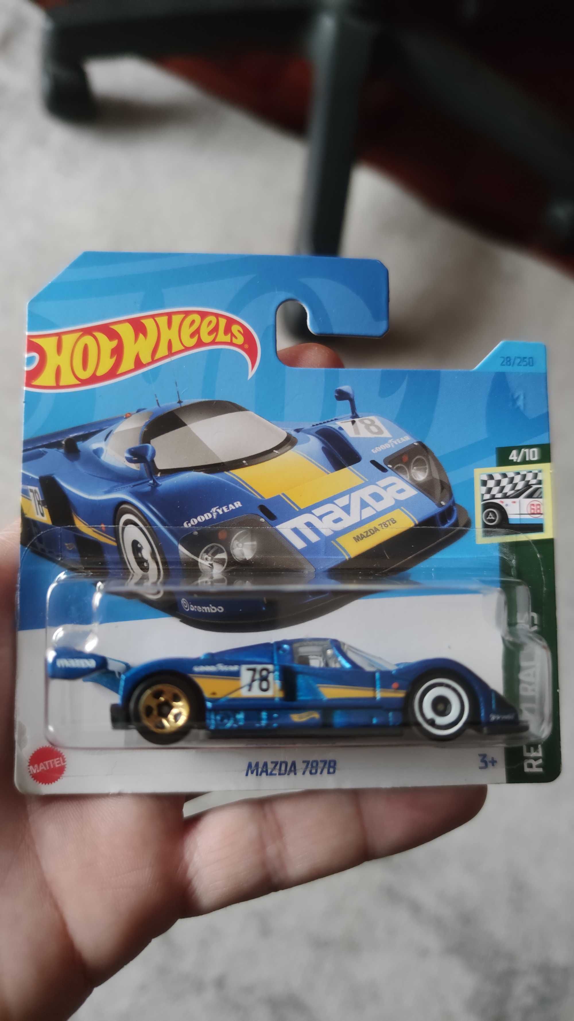 Hot Wheels Mazda 787B Retro Racers