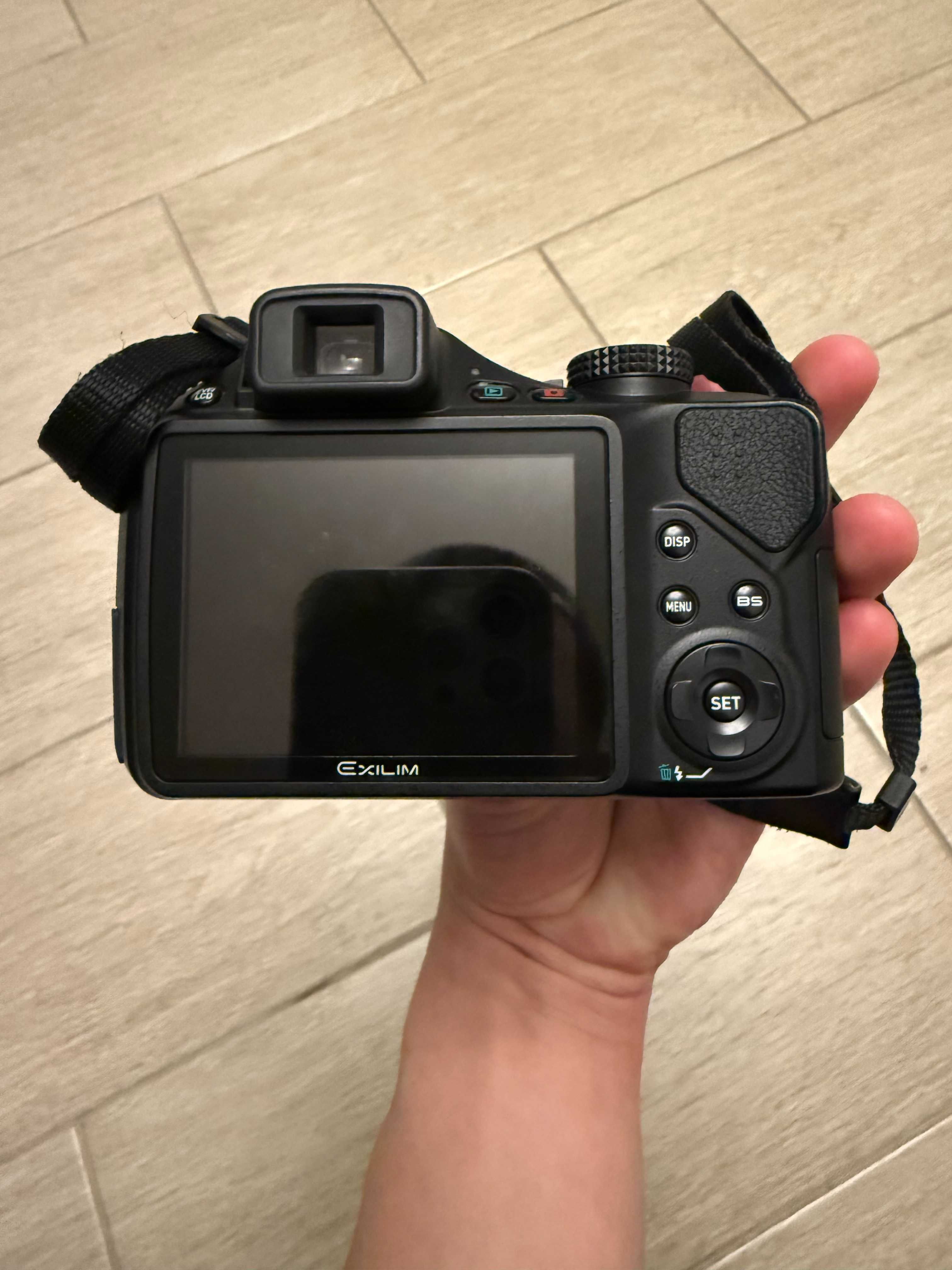 Фотоаппарат CASIO exilim EX-FH20