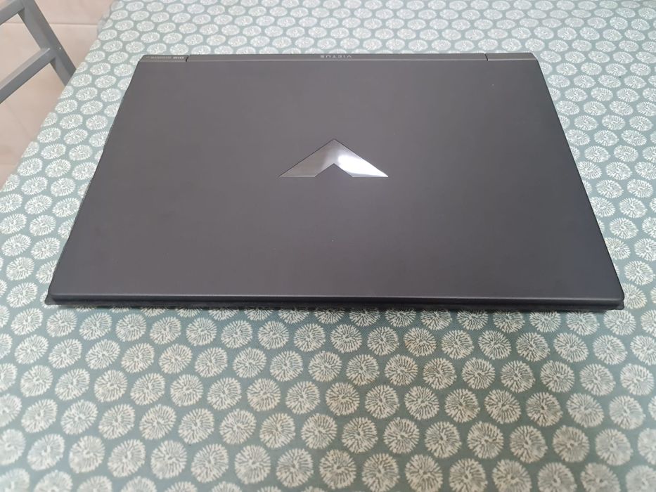 Portátil gaming victus