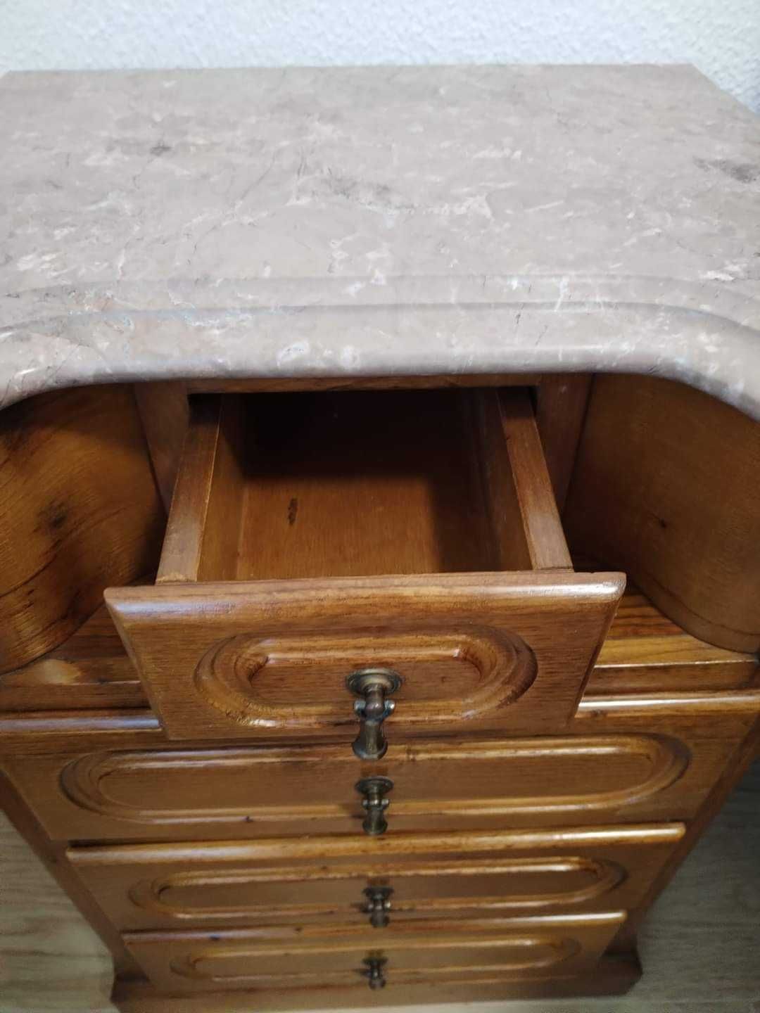 Quarto de casal em excelente estado