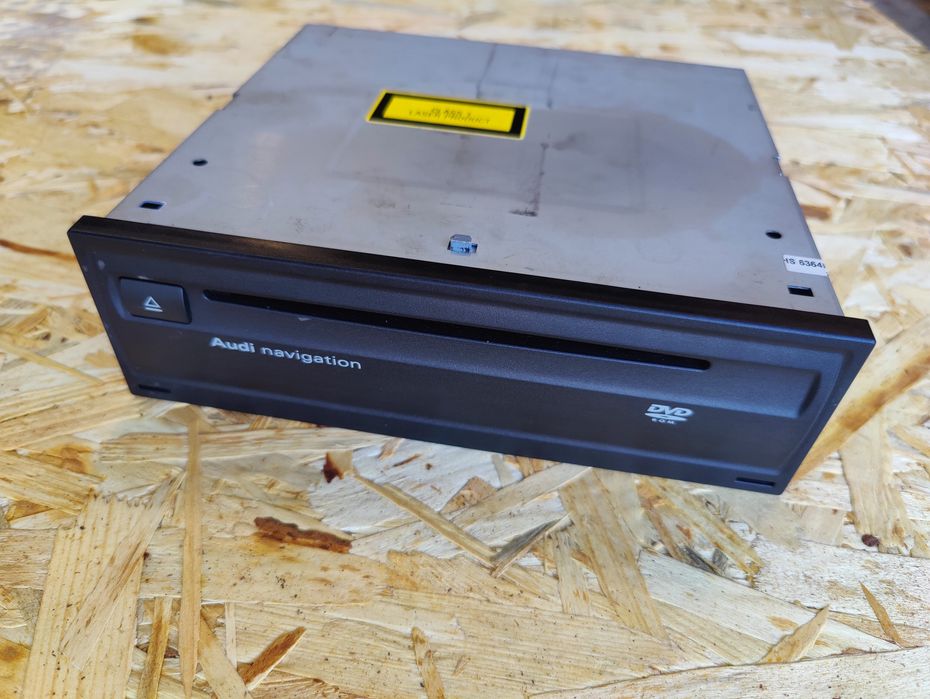 Nawigacja czytnik płyt zmieniarka audi A6 C6 A8 d3