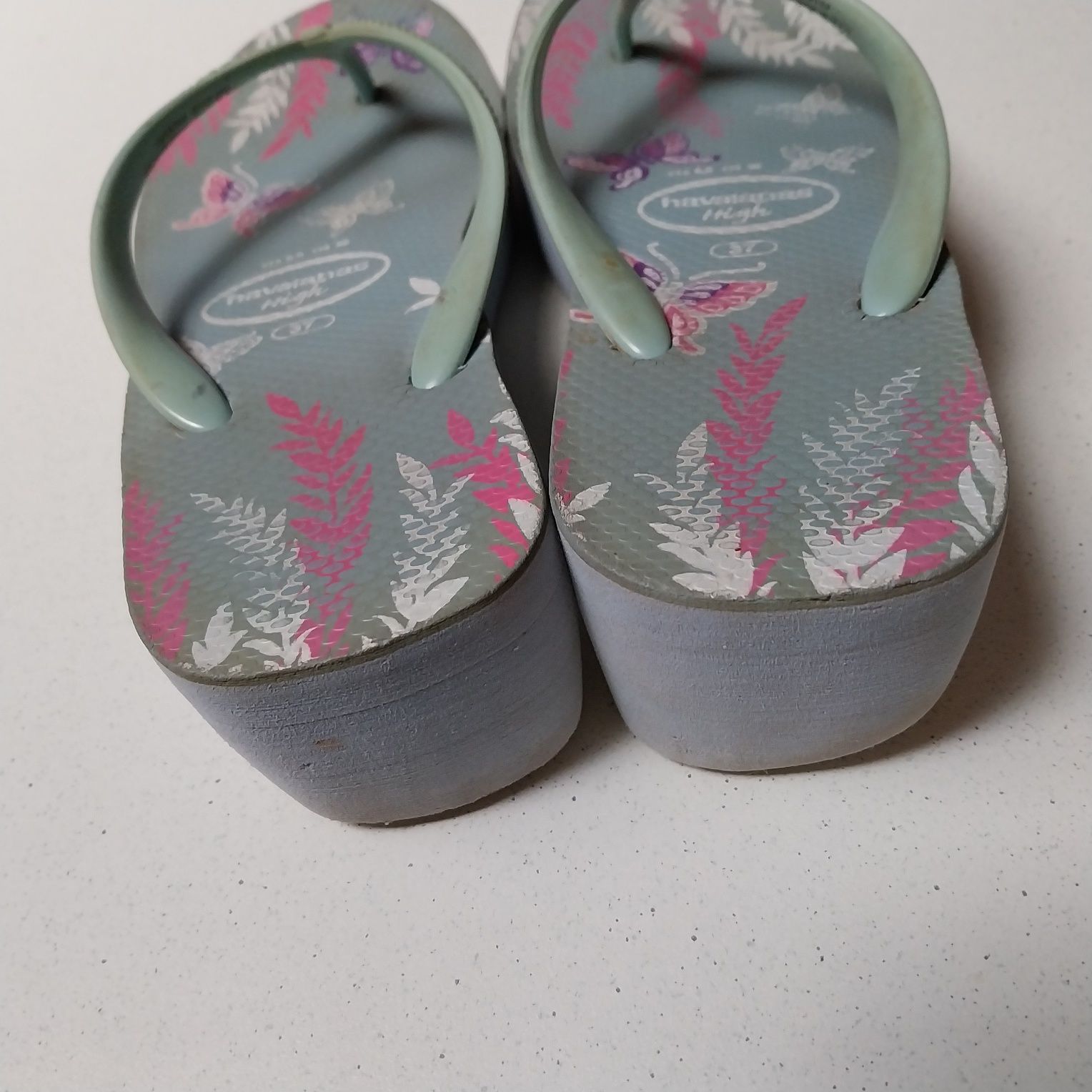 Chinelas Havaianas High