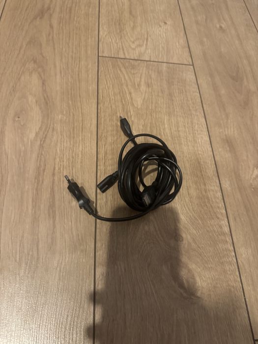 Sprzedam Ps4 pro z grami