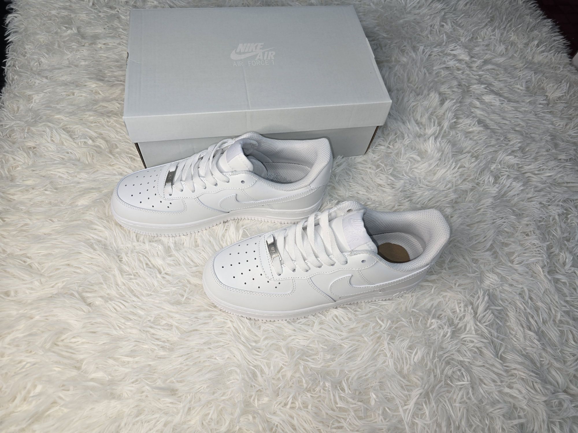 Nike Air Force 1 white