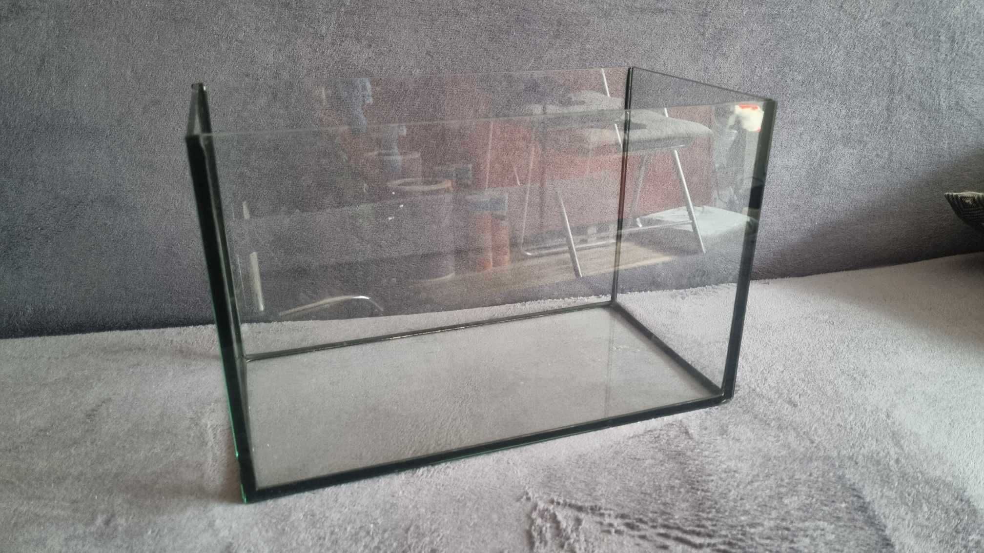 Terrarium domek dla chomika myszki pająka itp 36x19x23 szkło