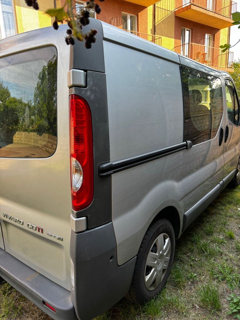 Opel Vivaro 2,0 dci z Niemiec