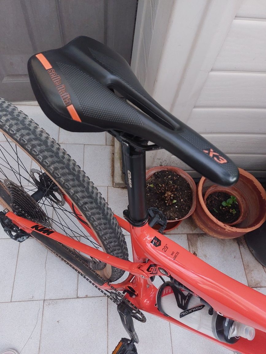 Bicicleta KTM Scarp One 2020 Carbono 29"