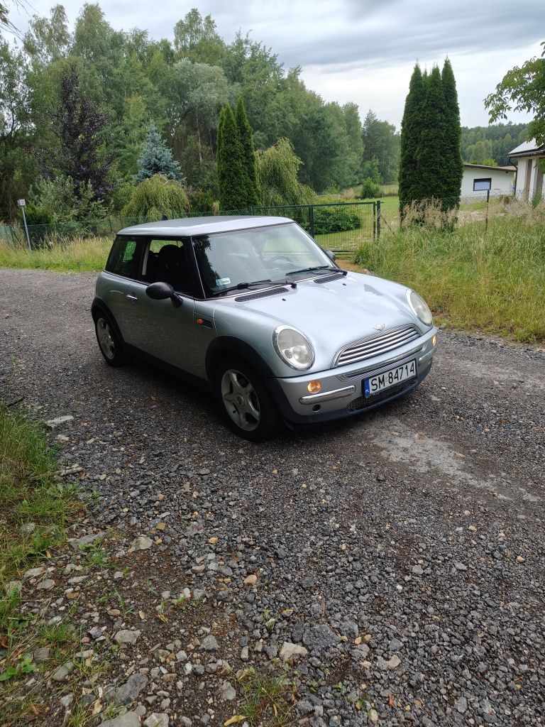 Mini Cooper 1.6 Benz.,,super stan''