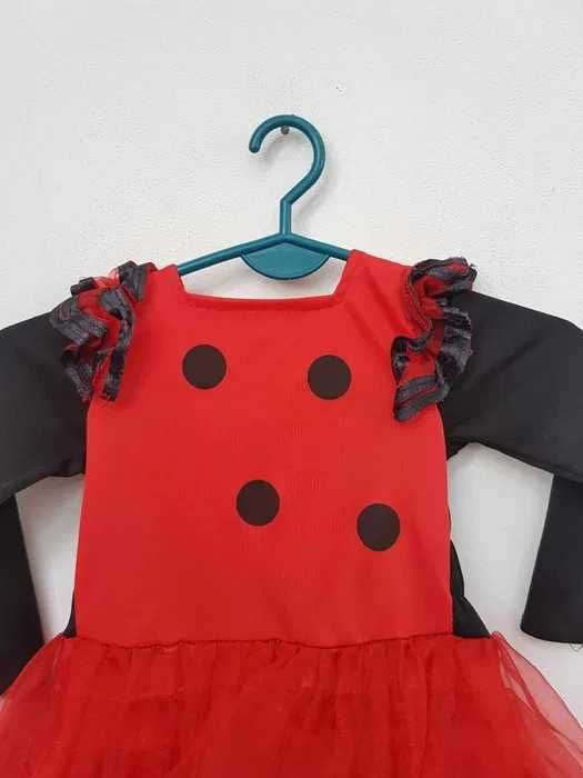 Sukienka przebranie biedronka owad ze skrzydłami 98-110 cm G055