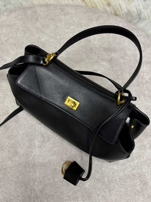 Оригінальна жіноча сумочка Баленсіага в чудовому стані, без дефектів