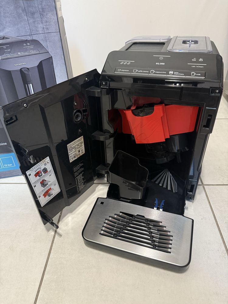 Ekspres do kawy Siemens EQ.300
