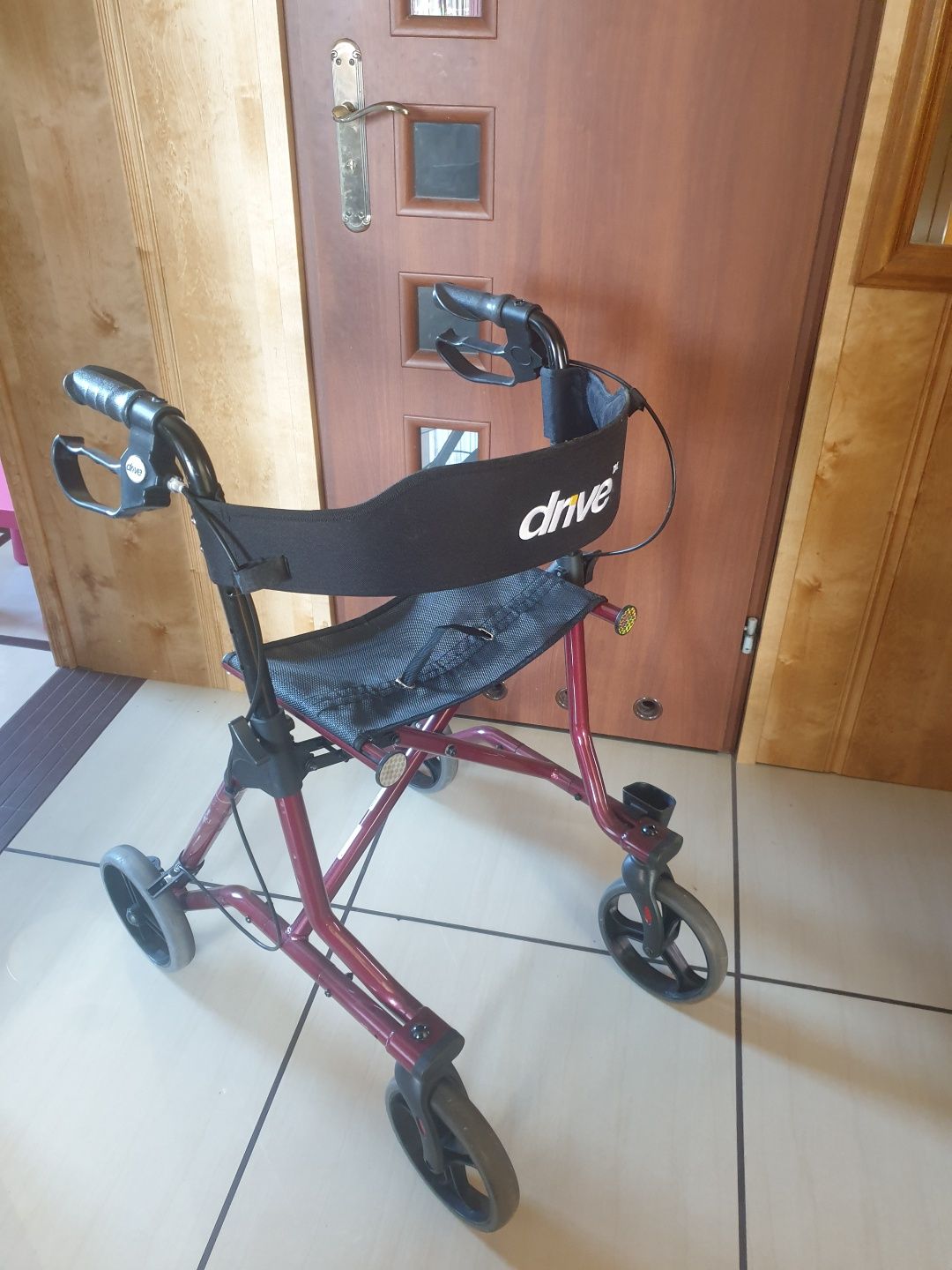 Chodzik rehabilitacyjny wózek inwalidzki balkonik