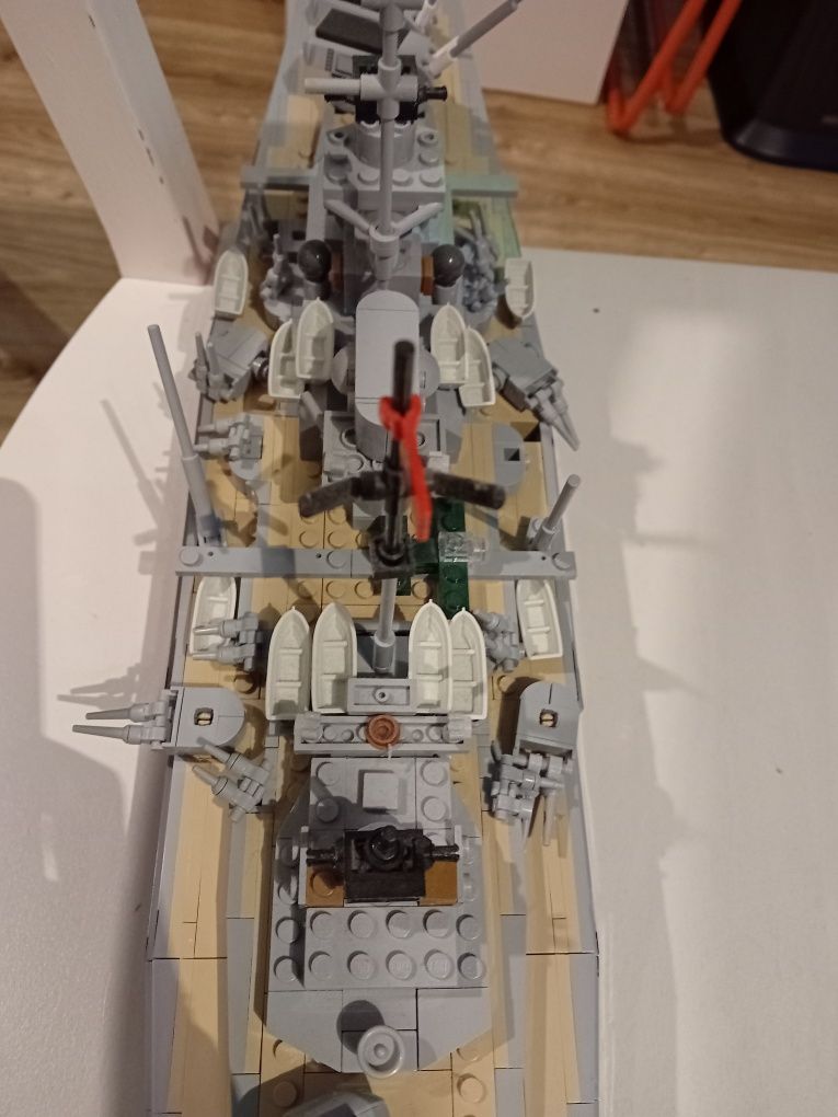 Pancernik Bismarck Cobi Battle Ship