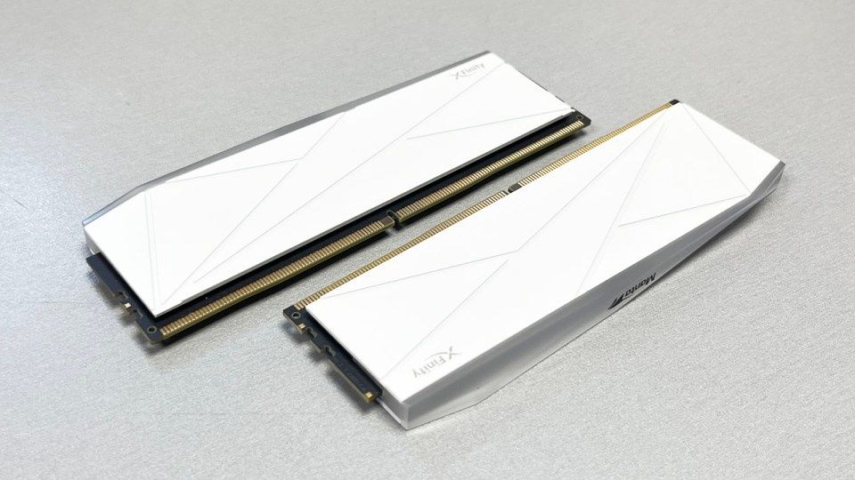 Pamięci RAM DDR5 V-Color Manta XFinity 8400MHz U-DIMM 2x24 48GB M-Die