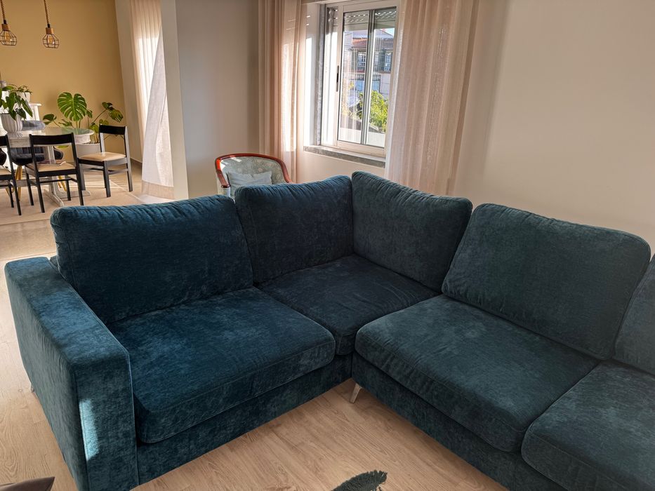 Sofá praticamente novo azul petróleo