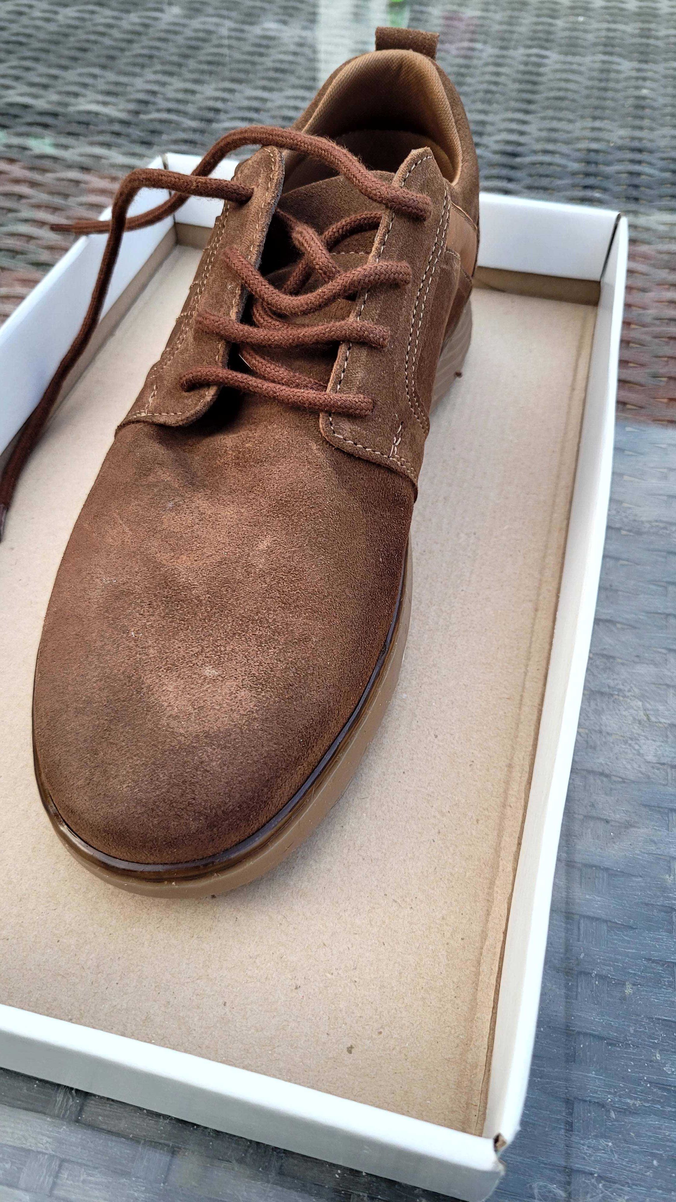 Sapatos homem - tamanho 40