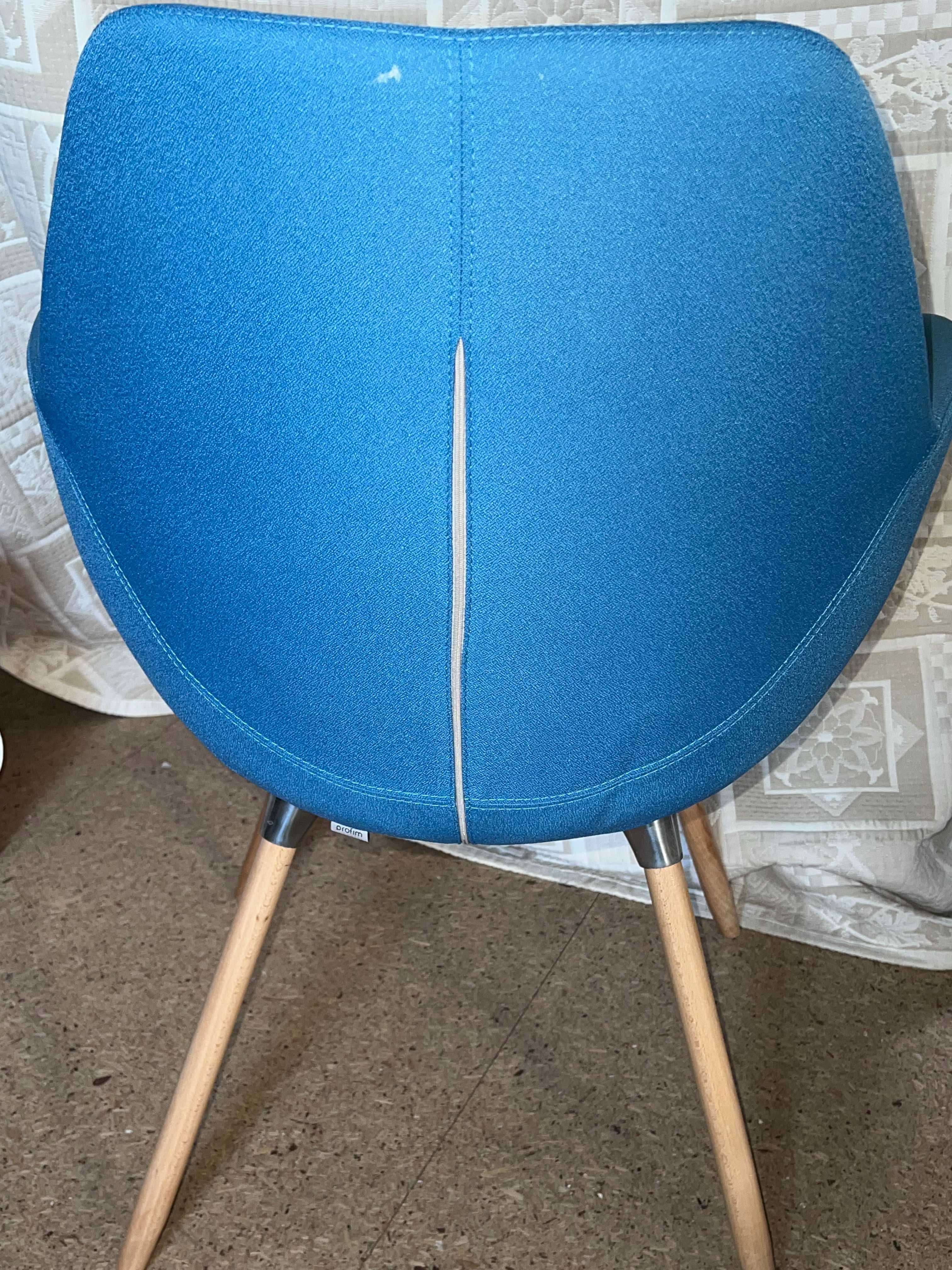 sprzedam fotele designerskie profim niebieskie 4 szt