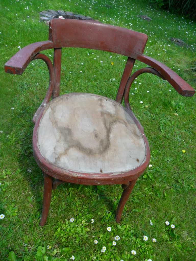 Drewniane gięte krzesło z podłokietnikami-odbiór osobisty