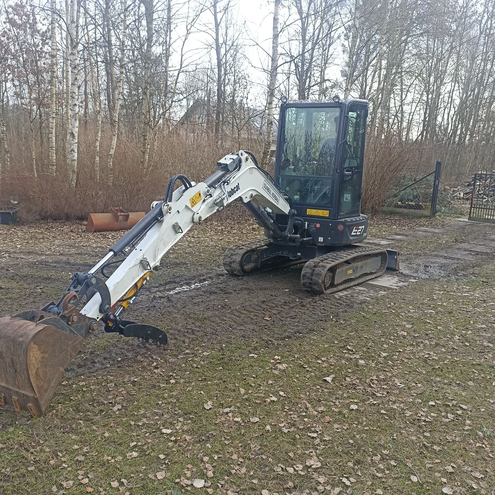 wypożyczalnia wynajem minikoparka mini koparka bobcat jcb cat operator