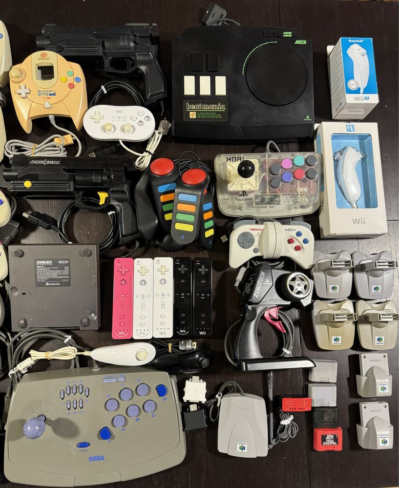 Comandos e acessórios Nintendo, Sega e PlayStation