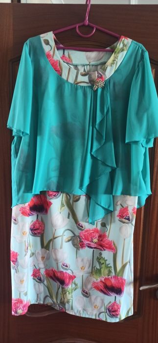 Женское платье нарядное