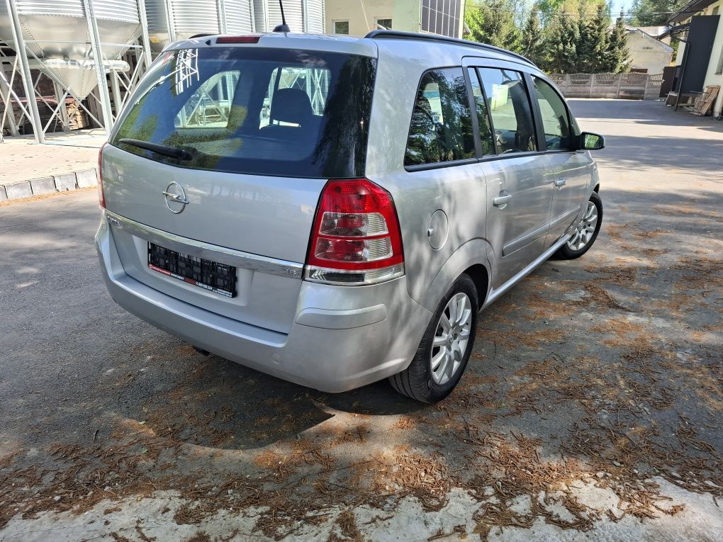 Opel Zafira B Lift 7 osób 1.8 16V