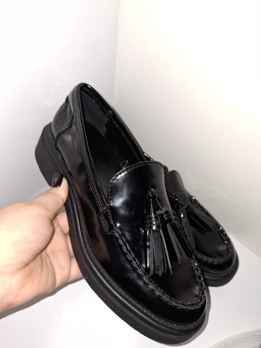 Лакові лофери Zara 40 розмір