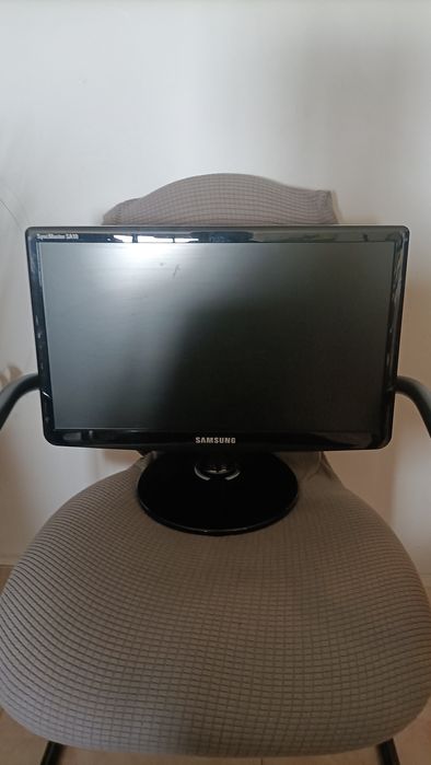 Monitor Samsung em bom estado