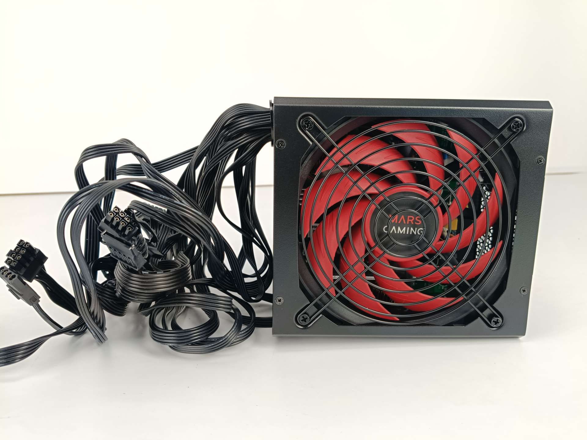 Zasilacz Mars Gaming MPB650 650 W 80 PLUS Bronze