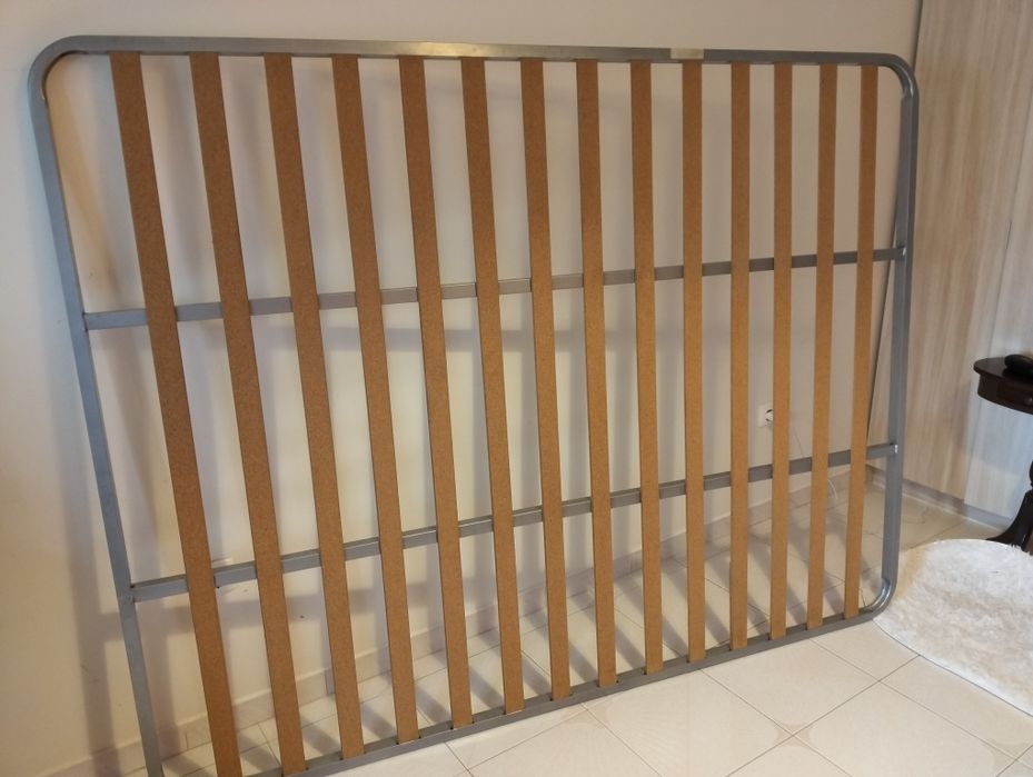 Estrado de cama de casal