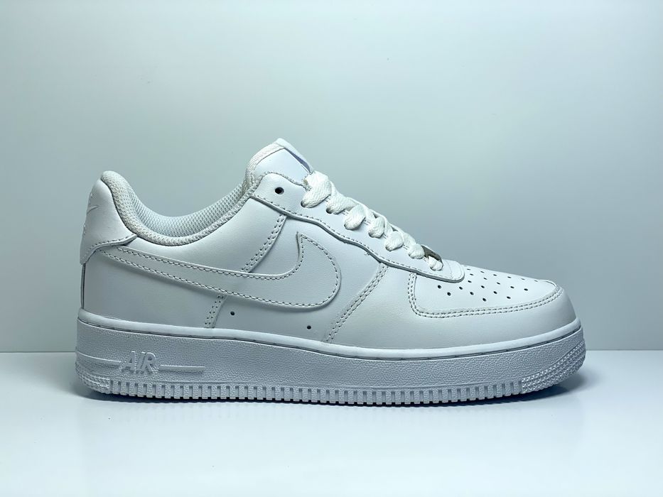 41-26см ОРИГІНАЛ 100% Кросівки NIKE AIR FORCE 1 07 CW2288-111
