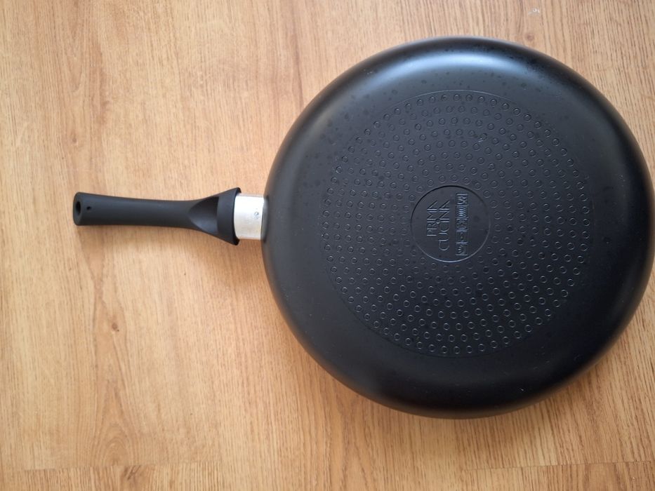 Patelnia primacucina  nowa nie używana