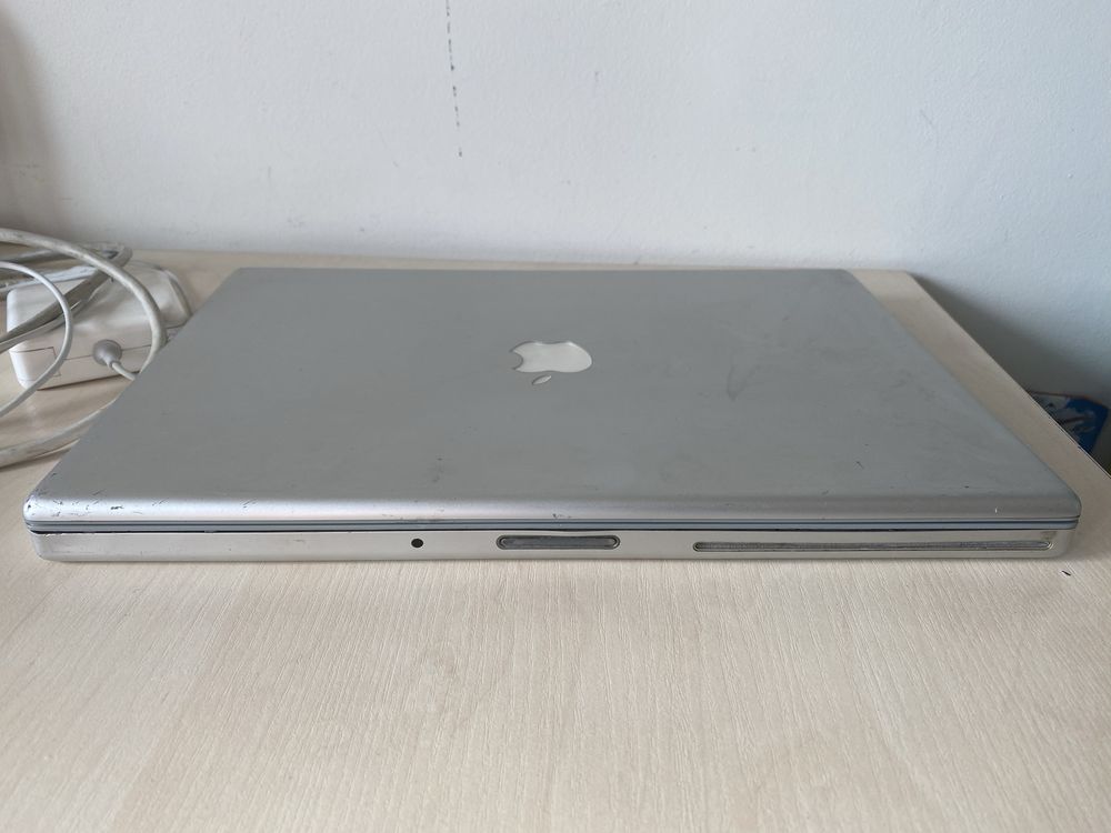 Ноутбук AppleMacBook Pro A1211 (2006 року)