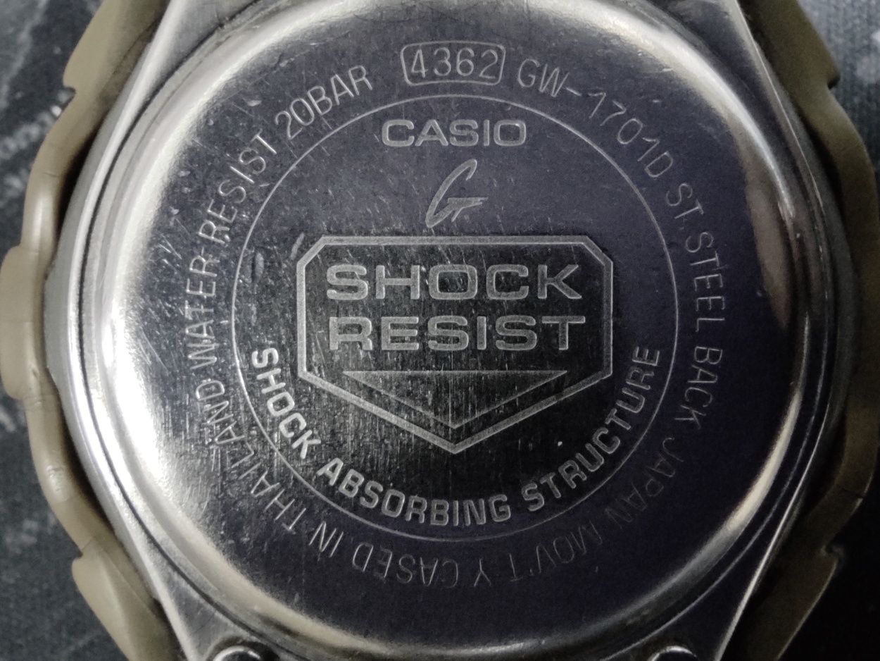 Casio G-Shock на солнечной батарее