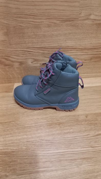 Дитяче взуття Kappa на дівчинку.
Розмір 29