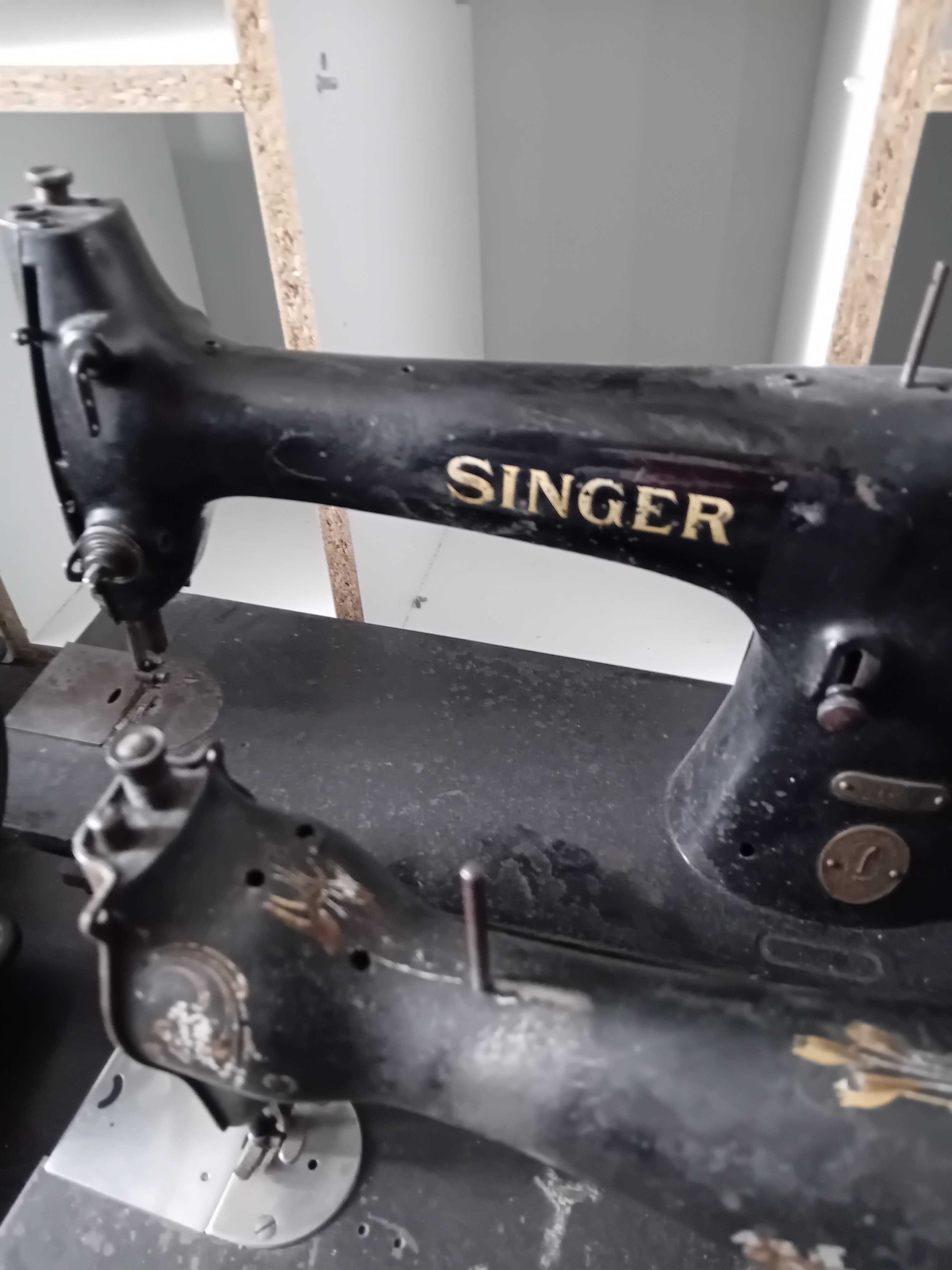 Stare maszyny do szycia Singer