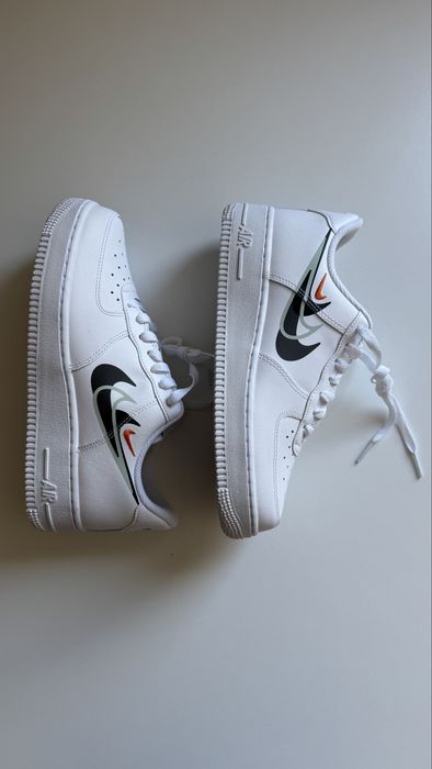 Nike Air Force 1 Low '07 Multi-Swoosh Orange rozmiar 39, wkładka 25 cm