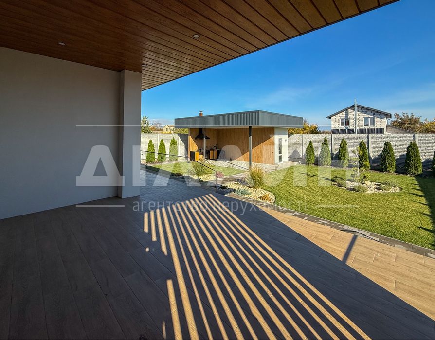 Новий казковий будиночок в гарному районі