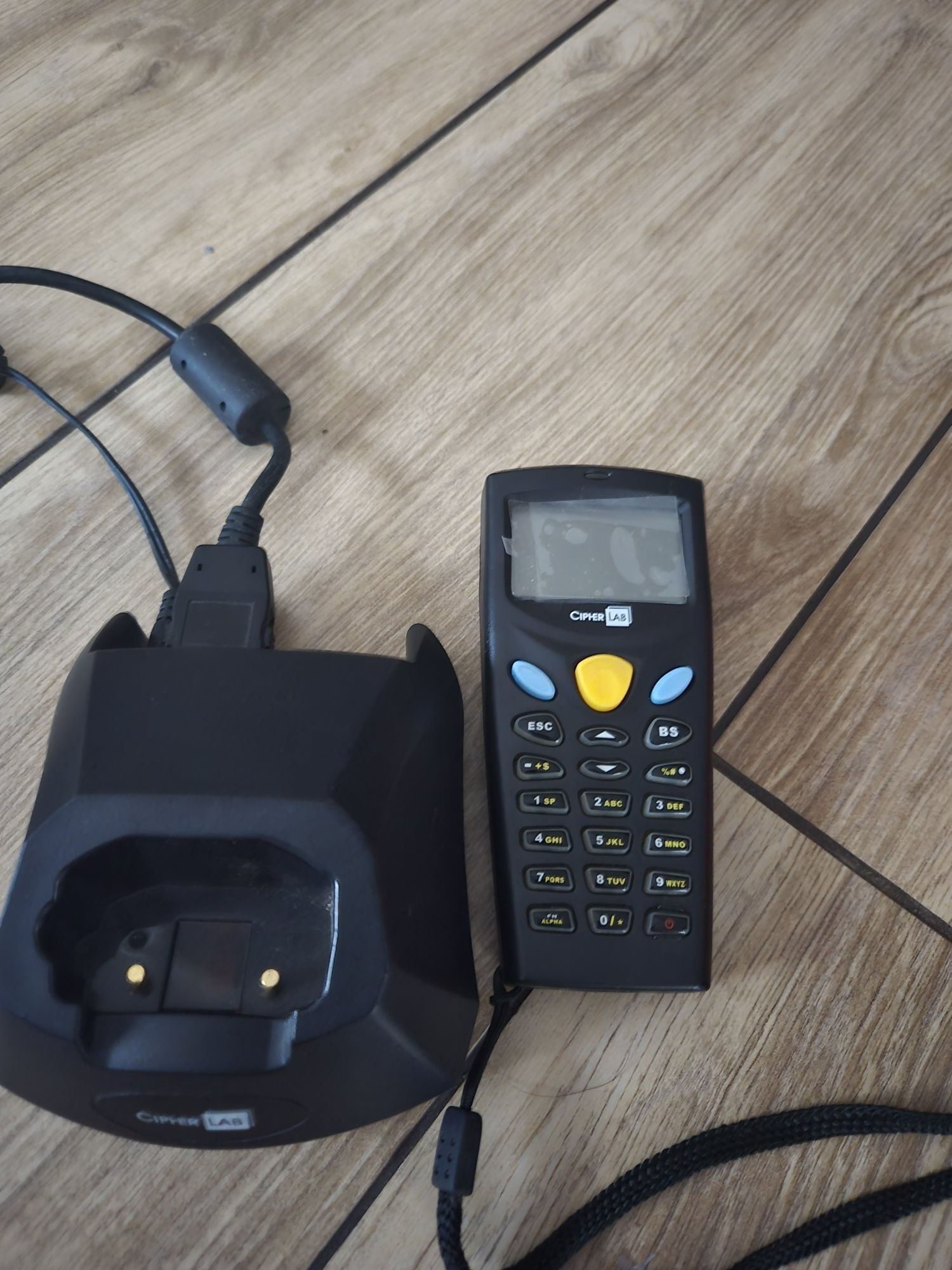 Inwentaryzator/ Kolektor danych Cipherlab 8000 + stacja dokująca
