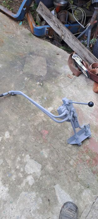 Rozdzielacz na błotnik Ursus C-330 C-330M C 330 Kiper wywrotka